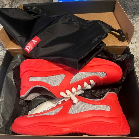 Men’s Prada sneaker size 9 - Picture 2 of 5